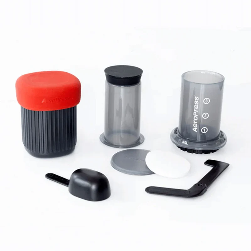 AeroPress Coffee Maker - Go inkl. 100 Papierfilter