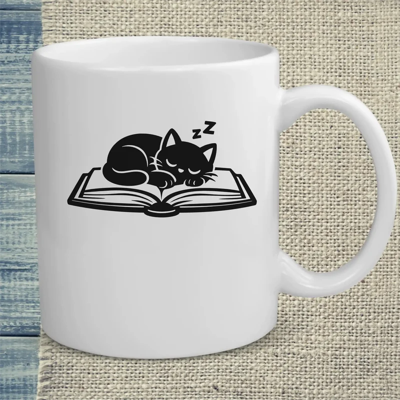 Katze auf Buch - Tasse