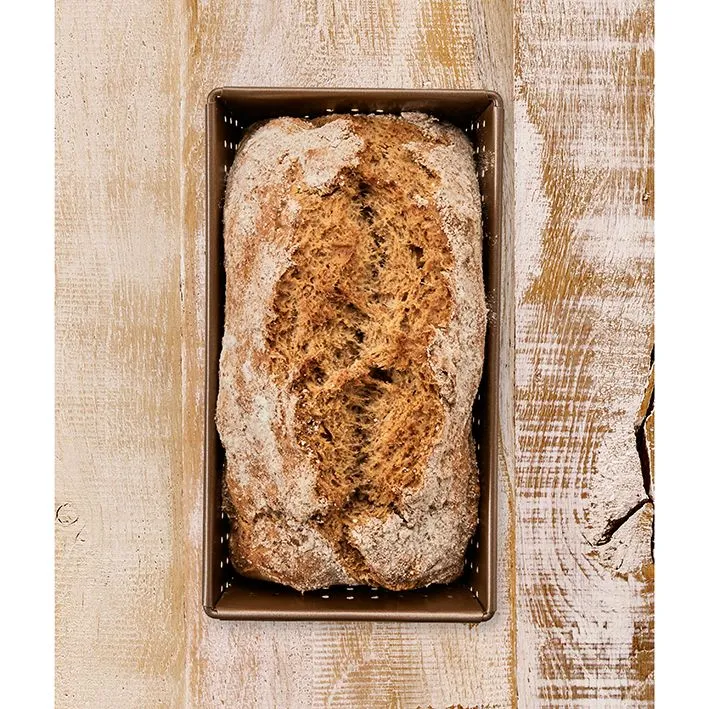 Brotbackform, perforiert