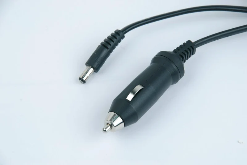 Brüder Mannesmann Werkzeug Elektro-Luftpumpe, M01730, Schwarz
