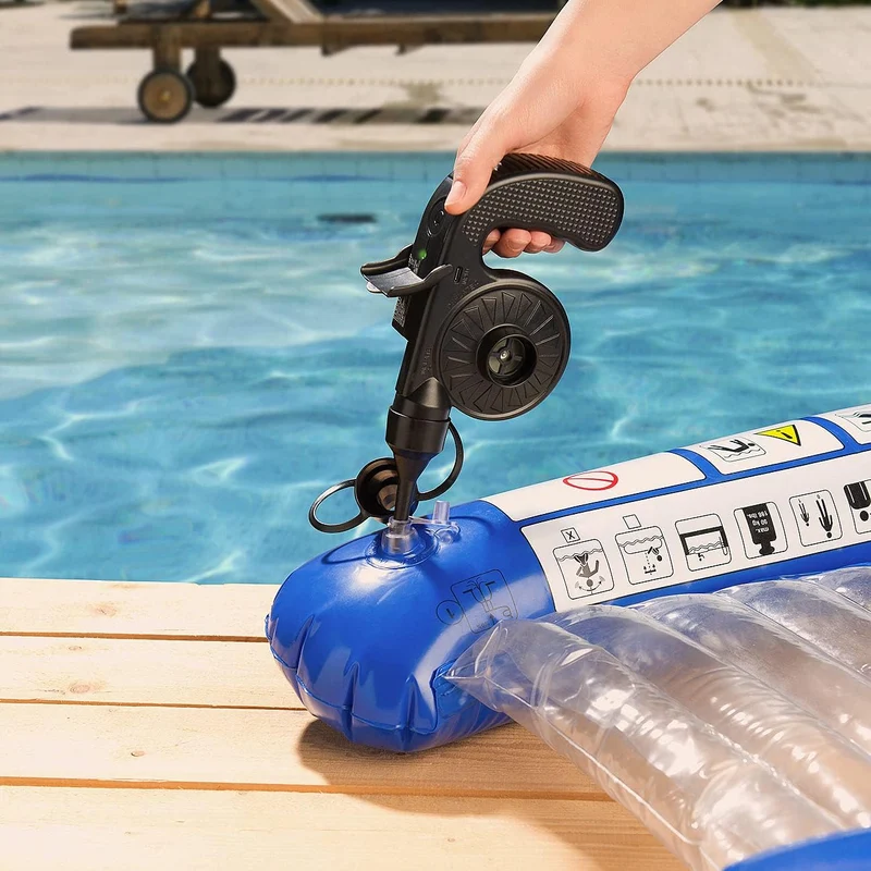 infactory Luftpumpe Luftmatratze: Akku-Luftpumpe mit 3 Ventil-Aufsätzen und USB-Ladefunktion, 500 l/