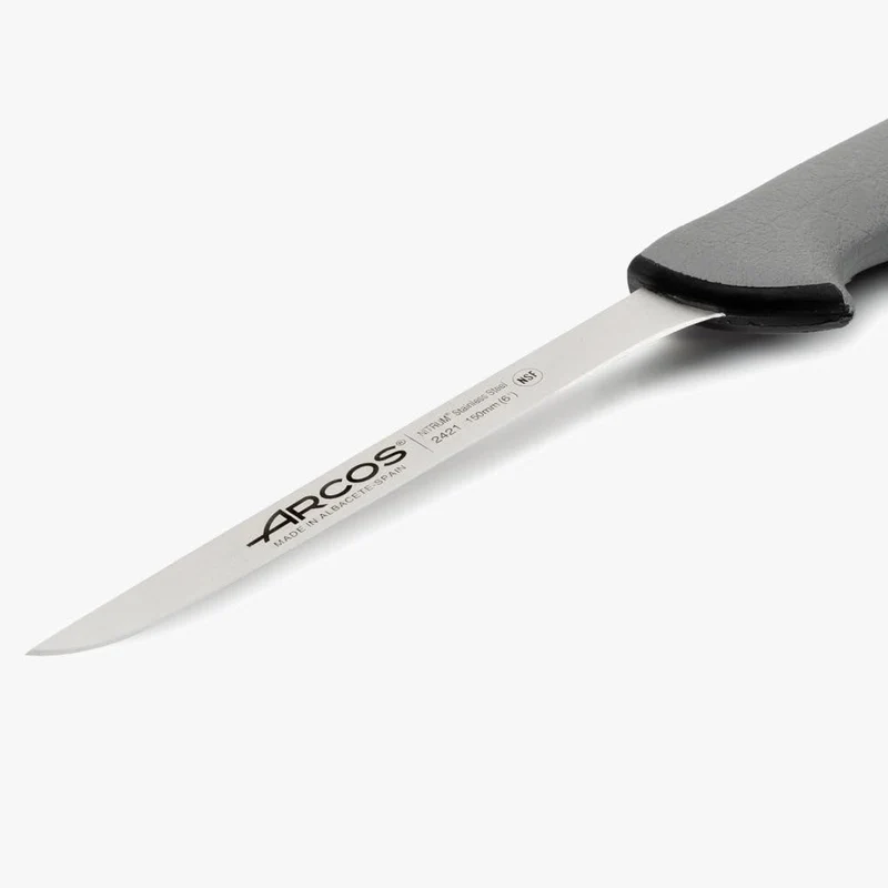 Arcos Ausbeinmesser aus Nitrum Edelstahl 15 cm - Professionelles Fleischermesser zum Schneiden von K