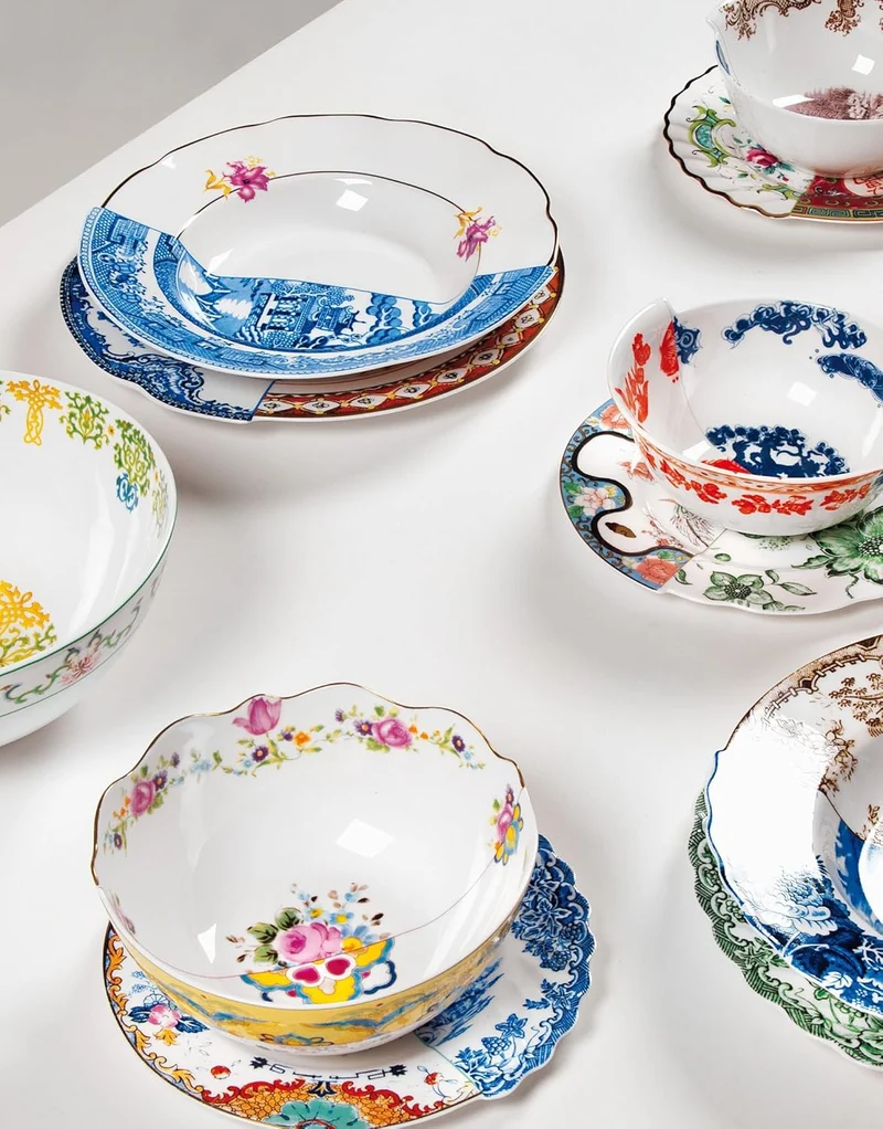 Seletti Suppenteller aus Porzellan, Ø 25,4 cm, Höhe 4,2 cm, Hybrid-Cecilia