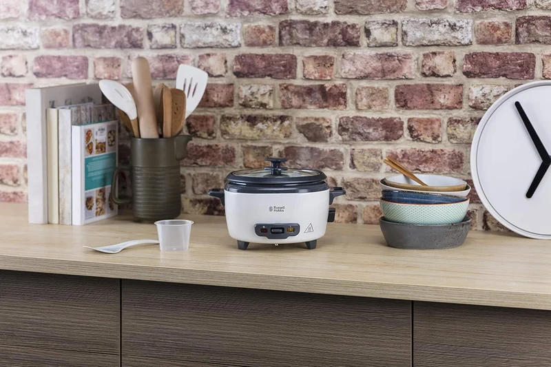 Russell Hobbs Reiskocher klein [medium] 0,8l (inkl. Dampfgarer-Einsatz, Warmhaltefunktion, antihaftb