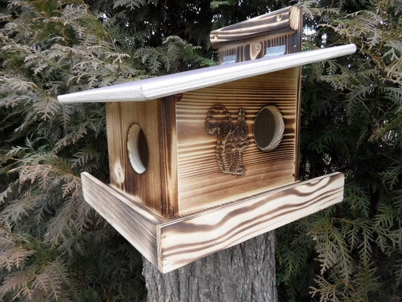 Qualität aus Niederbayern ARBRIKADREX Eichhörnchenfutterhaus- Eichhörnchen-Haus Kobel Witterungsbest
