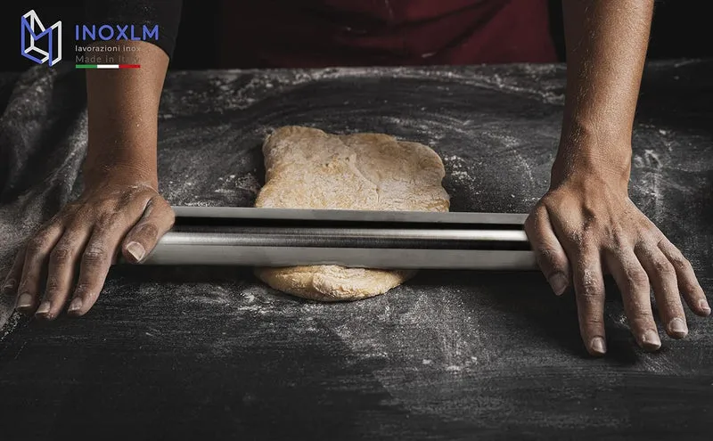 INOXLM Nudelholz aus Edelstahl für Zuckerpaste Teig Küche Brot Pizza Kuchen (Taupe Tasche) Schutzhül