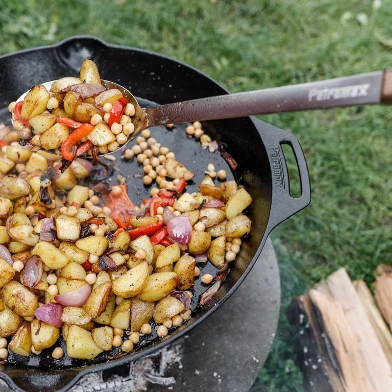 Petromax Feuerpfanne mit Henkeln - Gusseisen Pfanne, Induktion & Gas - 50 50 cm, 50 cm