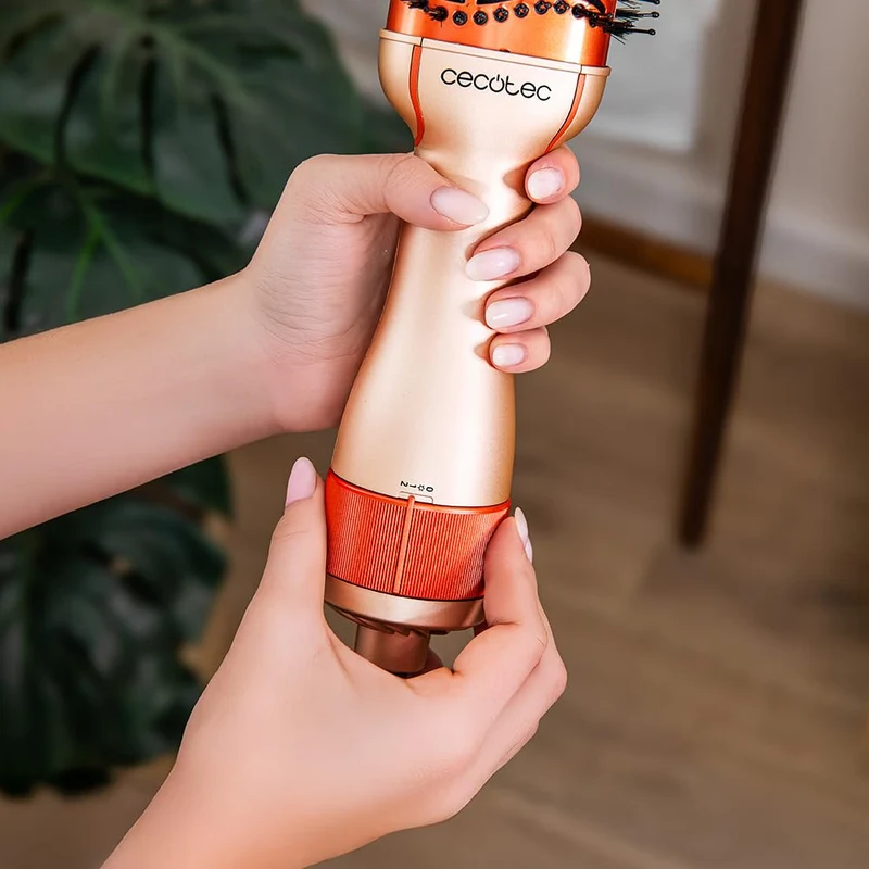 Cecotec Luftbürste CeramicCare Single Peach. 1200W, Entwirrt, trocken, Volumen, glättet und wellig,