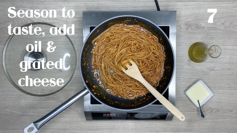 Linguine mit Basilikum-Pesto „Genovese“ kochfertige italienische Pasta - One Pot