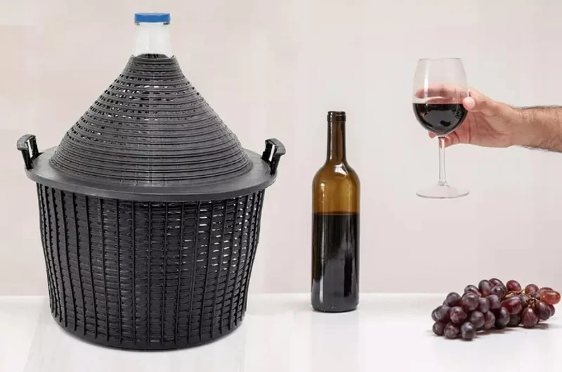 Weinballon 10L mit Kunststoffkorb + Trichter + HEFE + 1xROT-Gummistopfen + 1xGärröhrchen, Glasballon