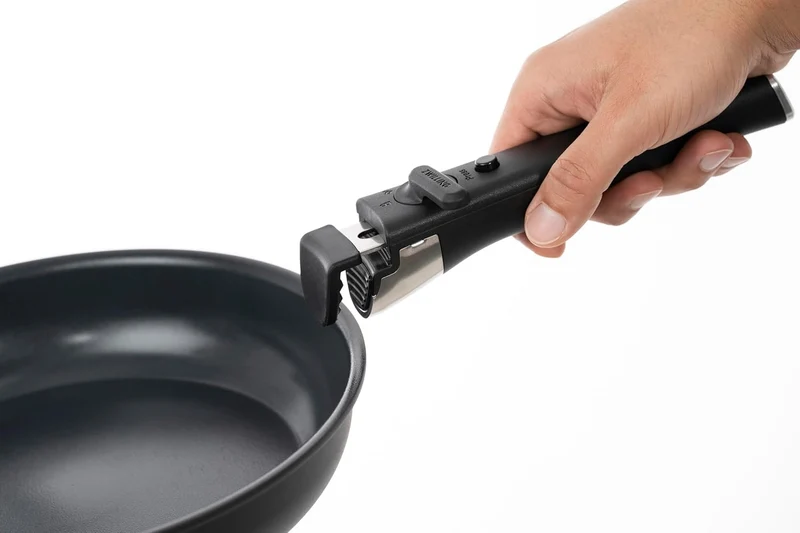 ZWILLING Unlock Bratpfannen-Set 4-tlg. (20, 24, 28 cm + Griff) mit Keramikbeschichtung, Abnehmbarer