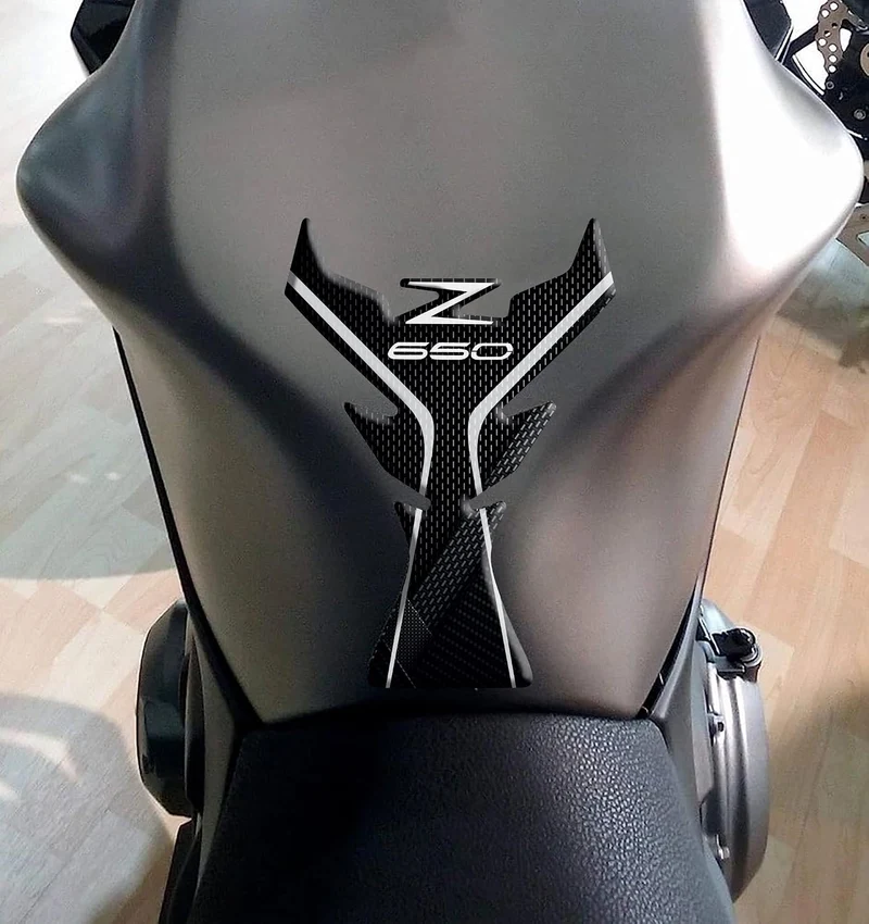 Aufkleber aus Harz, 3D-Effekt, kompatibel mit Kawasaki Z650 (Dark, Tankschutz) Dark Paraserbatoio, D