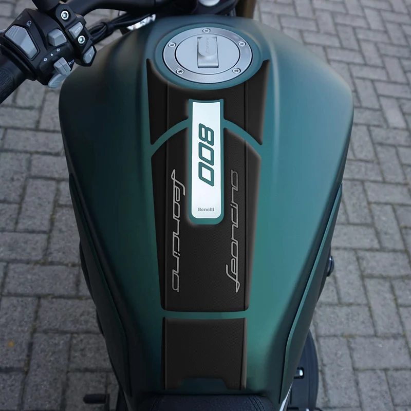 Aufkleber aus Harz, 3D-Effekt, kompatibel mit Benelli Leoncino 800 und 800 Trail 2022 (Tankschutz)