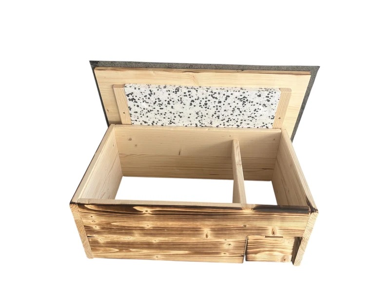 Generisch Igelhaus mit Rattenklappe, 60x40x23 cm, Geflammt mit Dachpappe und Isolierung, Handgeferti