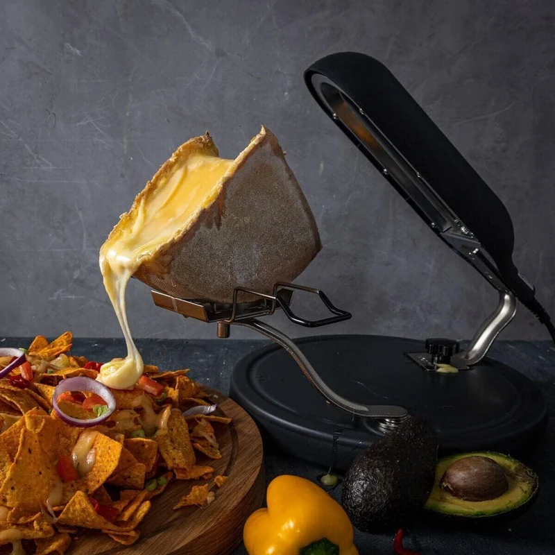 Boska Raclette Quattro Schwarz/Raclette Grill/Extra lange Schnur/Geschmolzener Raclette Käse/Schweiz