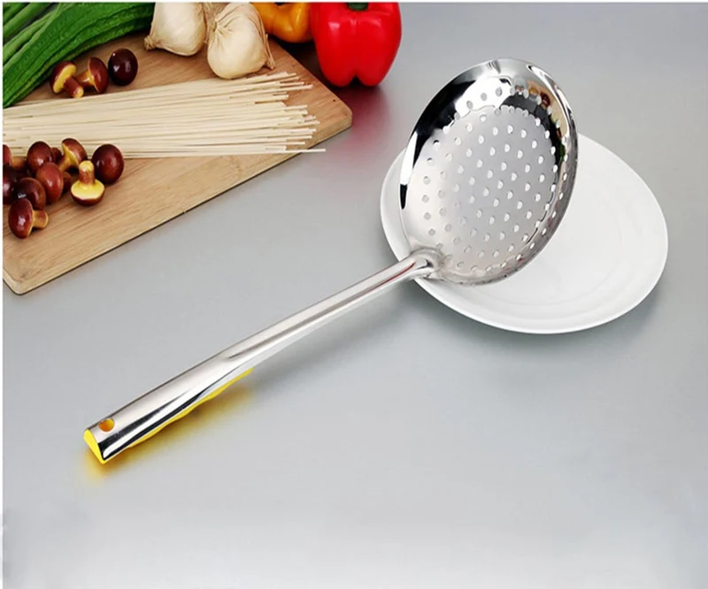 TENTA KITCHEN Dia 12CM Stainless Steel Skimmer/Slotted Spoon/Strainer Ladle with ABS Plastic Heat Re