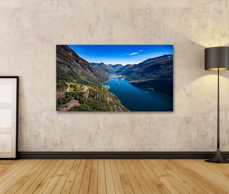 Bild auf Leinwand Geiranger Fjord Schöne Natur Norwegen Luftaufnahmen Storfjord (Grosser Fjord) Wand