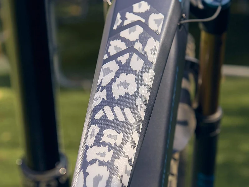 All Mountain Style AMS Rahmenschutz Full Halbdurchsichtig gegen starke Schläge – Schützt Ihr Fahrrad