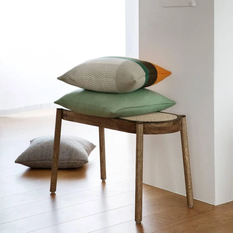 RØROS TWEED - Mikkel - Kissen aus norwegischer Lammwolle - Design von Kristine Five Melvær - Kissenm