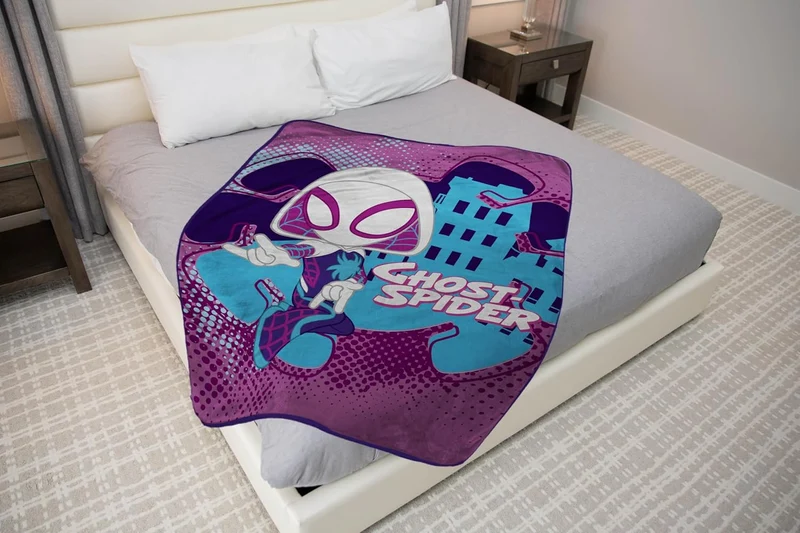 Marvel Spidey and His Amazing Friends Ghost Spider Gwen Überwurfdecke – Masse: 116,8 x 152,4 cm, Kin