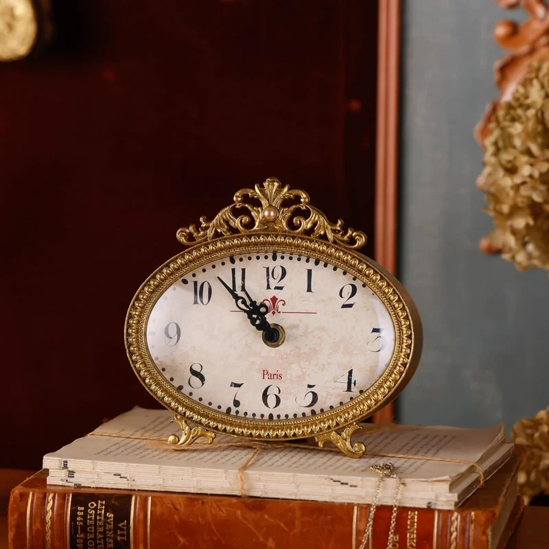 NIKKY HOME Vintage-Tischuhr, französischer Türkis-Farbe, Rokoko-Stil, Schreibtischuhr, batteriebetri