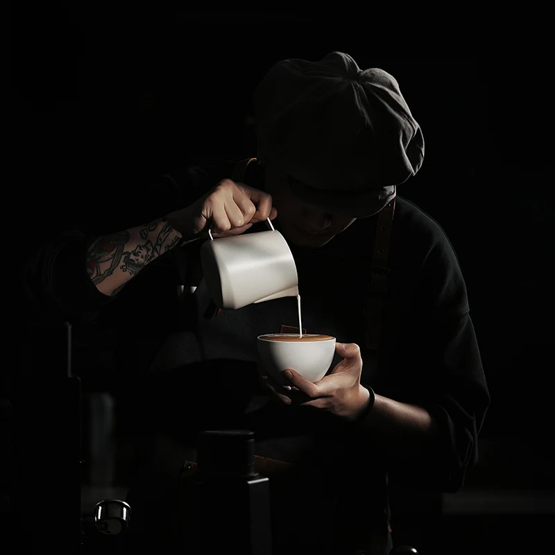 MHW-3BOMBER GT Milk Pitcher Glossy Grey