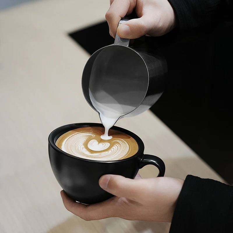 MHW-3BOMBER GT Milk Pitcher Glossy Grey