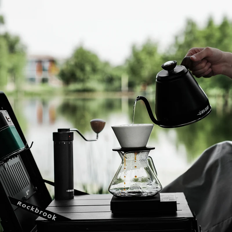 MHW-3BOMBER Hill Coffee Server
