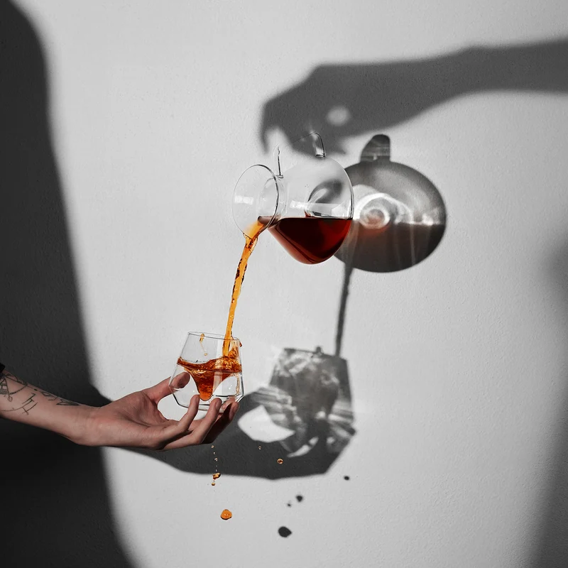 MHW-3BOMBER Hill Coffee Server