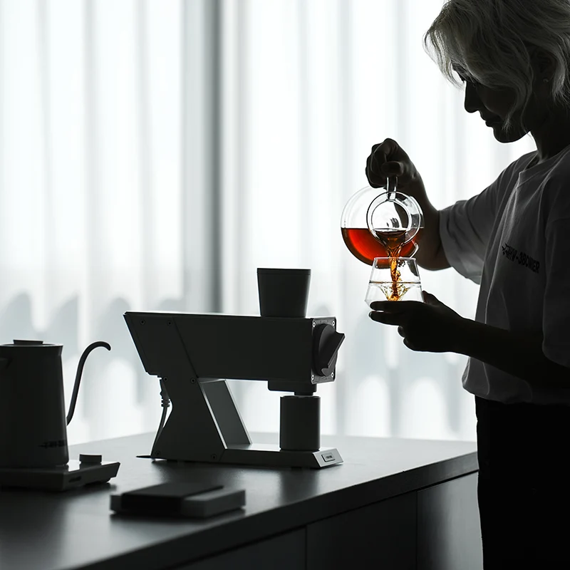 MHW-3BOMBER F74 Navigator Electric Coffee Grinder