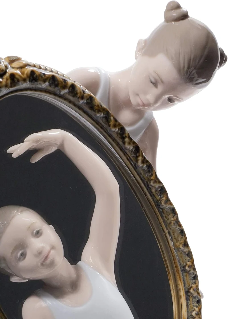 LLADRÓ Ballettmädchen-Figur Meine Perfekte Pose. Ballerina. Porzellan.