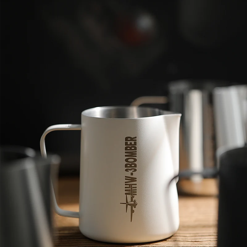 MHW-3BOMBER Milk Frothing Pitcher 3.0 White