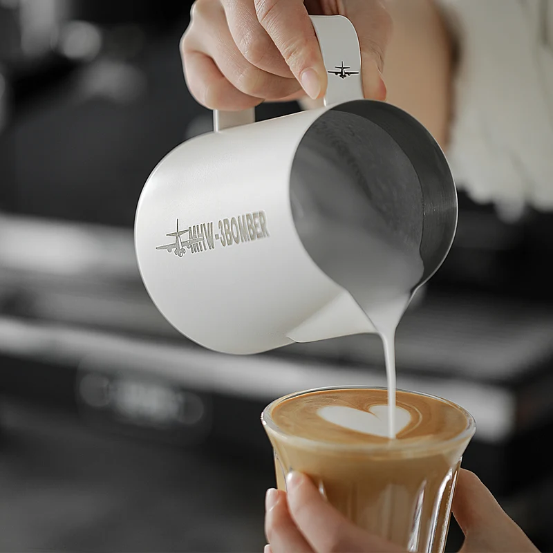 MHW-3BOMBER Milk Frothing Pitcher 3.0 White