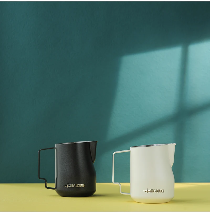 MHW-3BOMBER Turbo Milk Pitcher Matte Black