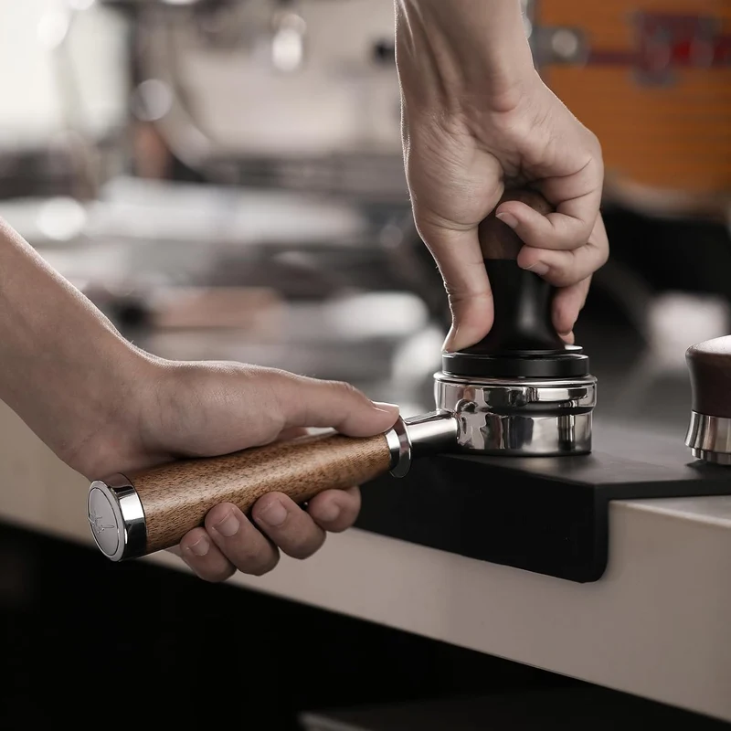MHW-3BOMBER Bottomless Portafilter for Lamarzocco/E61