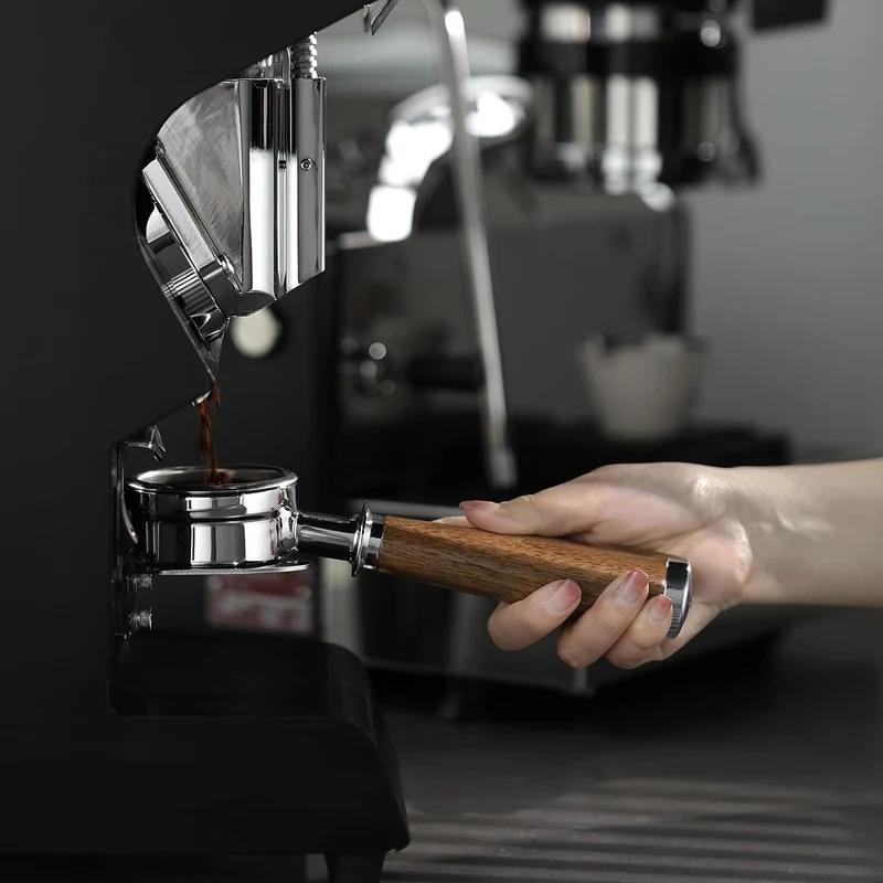 MHW-3BOMBER Bottomless Portafilter for Lamarzocco/E61