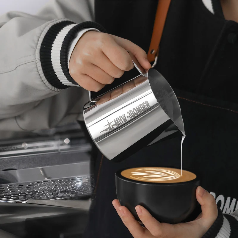 MHW-3BOMBER Latte Art Pitcher 5.0 Glossy Grey