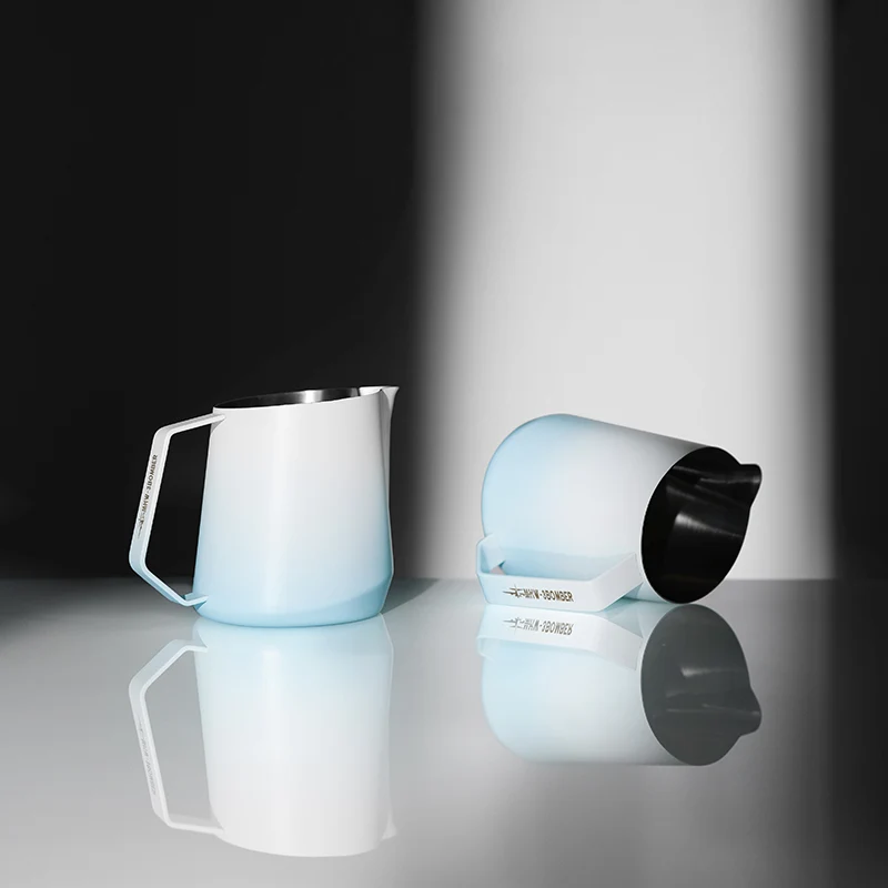 MHW-3BOMBER GT Milk Pitcher Gradient Blue