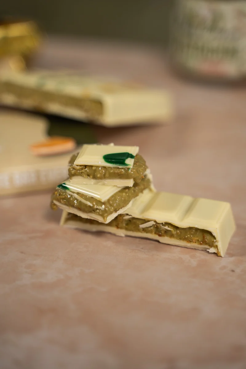 Kikis Dubai Style White Chocolate - PISTACHIO 🍫