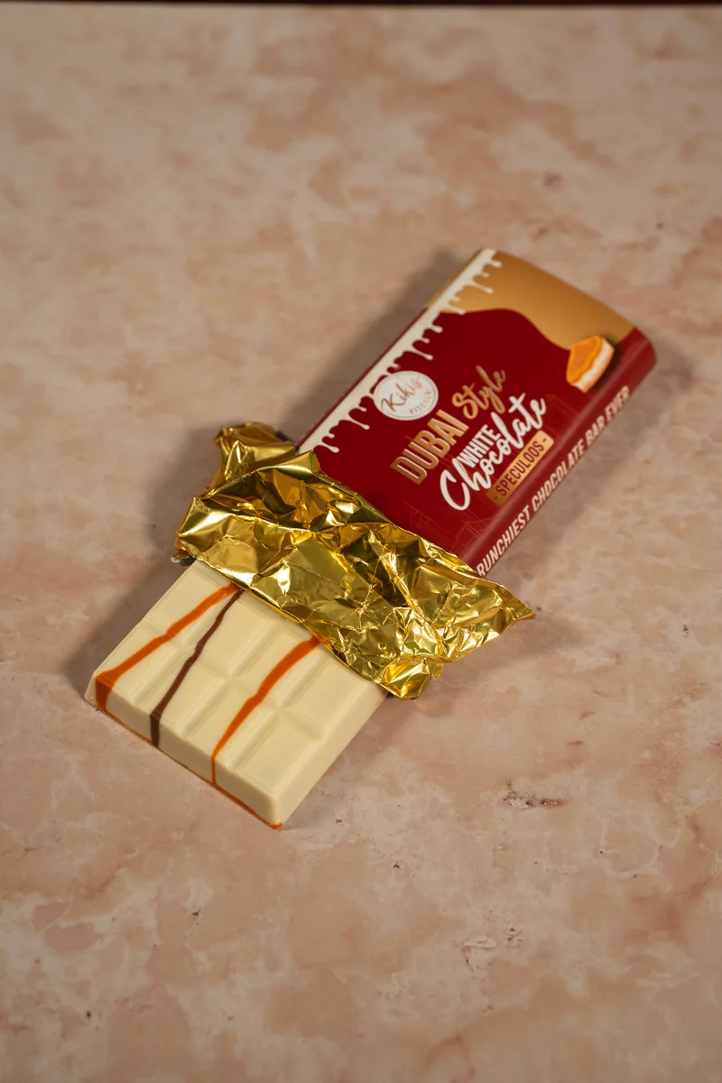 Kikis Dubai Style White Chocolate - SPECULOOS 🍫