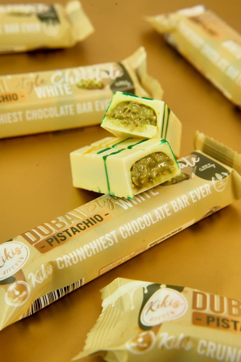 Kikis Dubai Style Bar Chocolate - White Pistachio 🍫