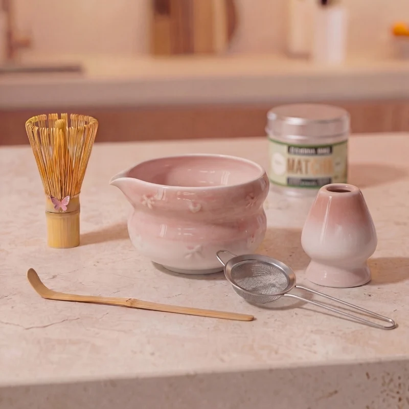 Kikis Matcha Set Rose - Chasen, Sieb, Schale, Halter & Löffel