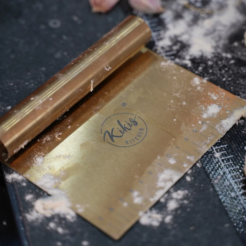 Kikis Edelstahl Teigkarte klein - Gold