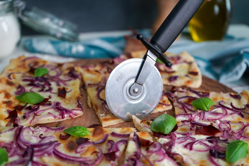 Kikis Pizzaschneider