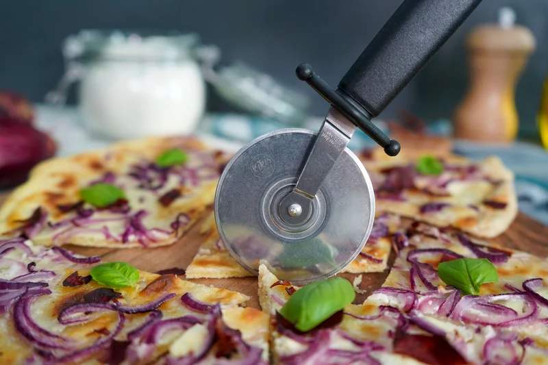 Kikis Pizzaschneider